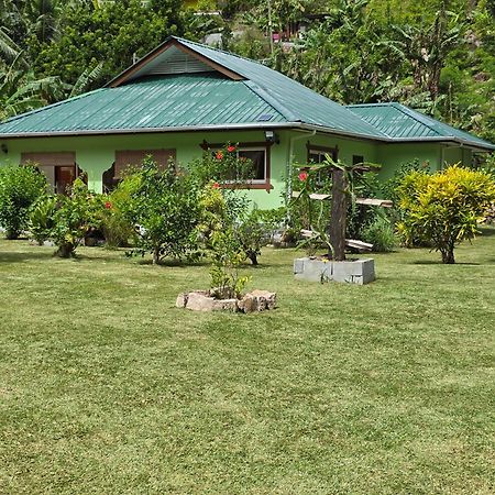 Dan Zoranz Self Catering Guest House La Digue Exterior photo