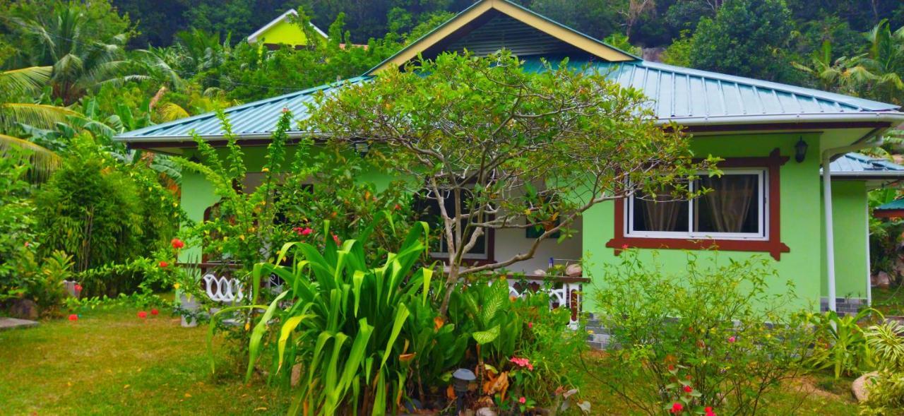 Dan Zoranz Self Catering Guest House La Digue Exterior photo